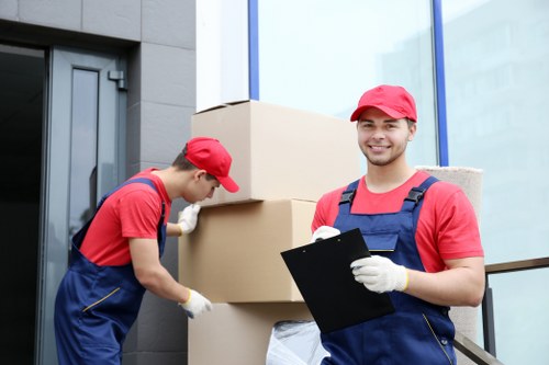 Moving day loading and unloading service in Becontree