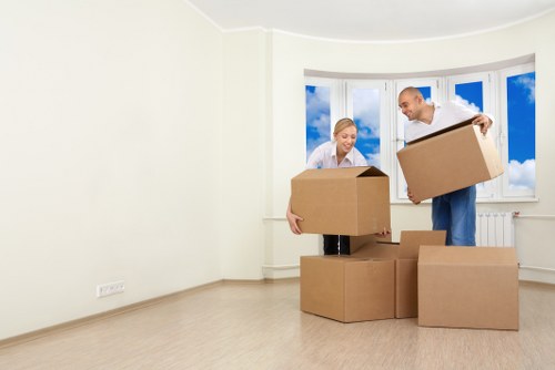 Packing and loading support for a Becontree move
