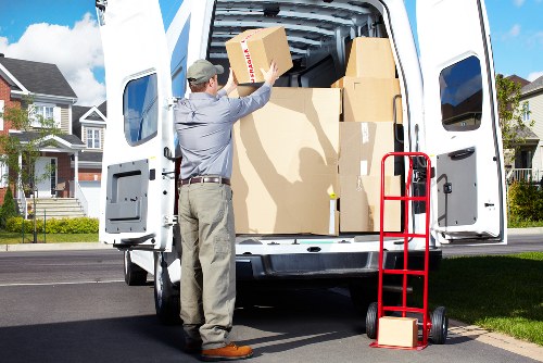 Household relocation support with a van in Becontree
