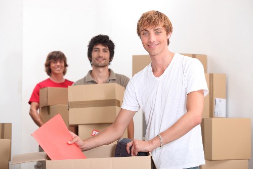 Commercial moving truck service for Becontree businesses
